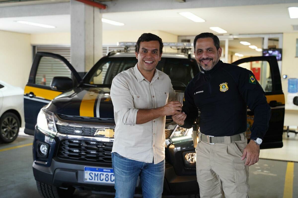Imagem de compartilhamento para o artigo PRF de MS ganha nova viatura Trailblazer com emenda do deputado Beto Pereira da MS Todo dia
